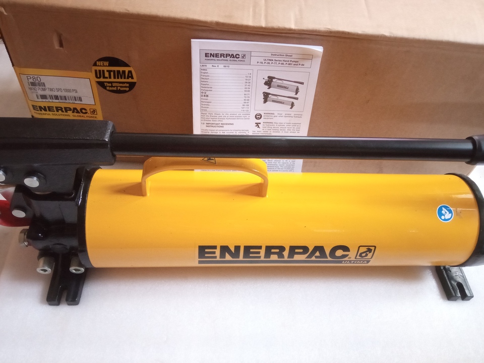 Enerpac P80 Ultima Two-Speed Hydraulic Hand Pump 700 Bar/ 10,000 PSI