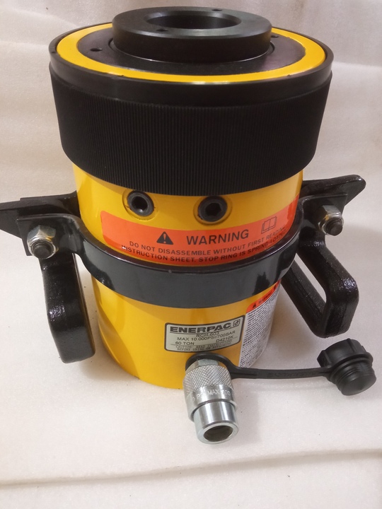 Enerpac RCH603 Single Acting Hollow Plunger Hydraulic Cylinder 60Ton 700Bar
